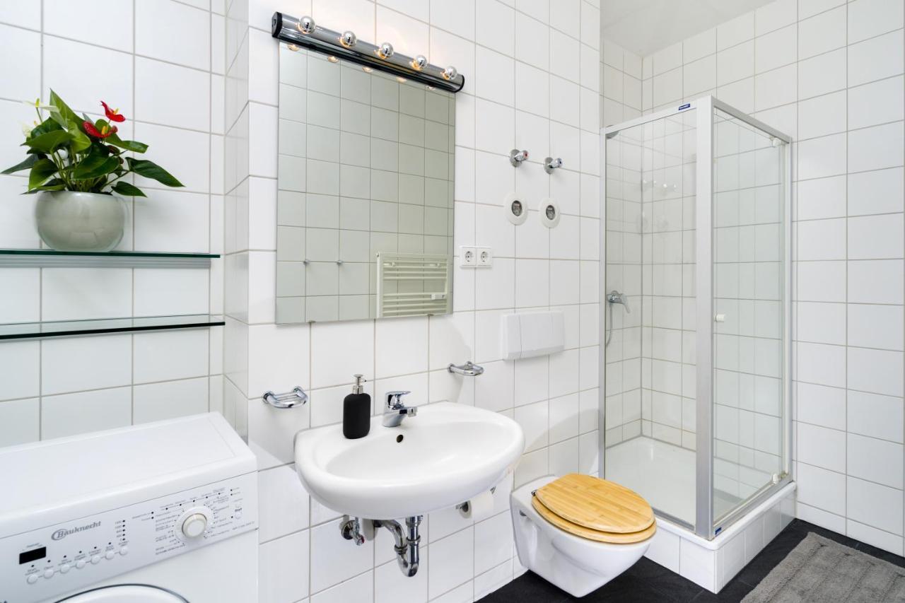 Stylish 1Br In Downtown Berlin Mitte Spittelmarkt Exteriör bild